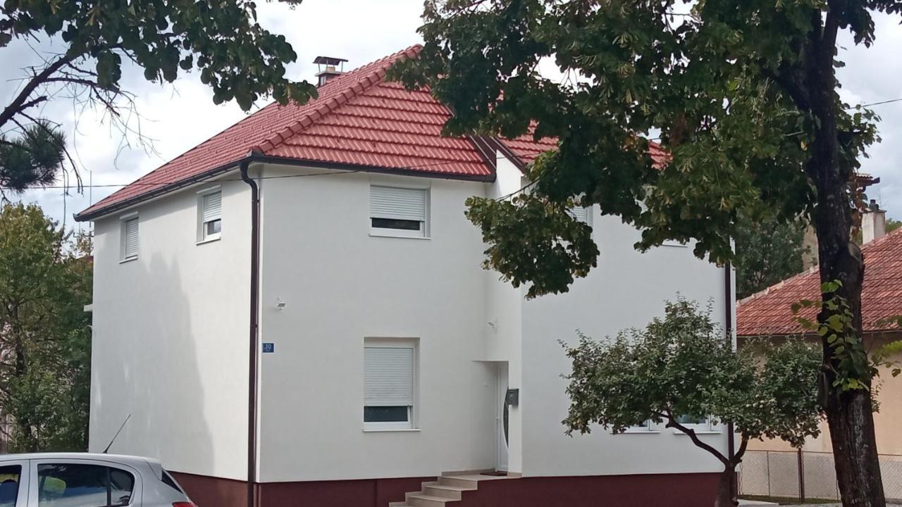 דירות ליבנו 7 Kucica מראה חיצוני תמונה